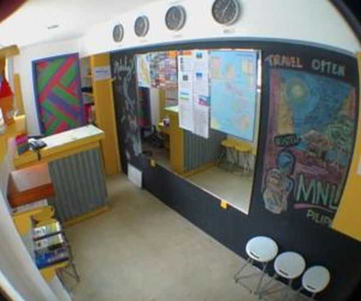Mnl Boutique Hostel Makati City Exterior photo