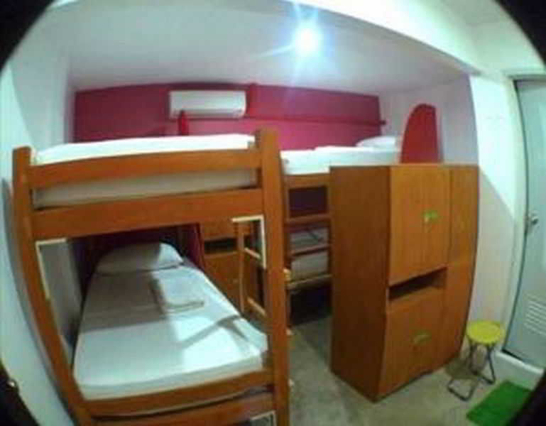 Mnl Boutique Hostel Makati City Exterior photo